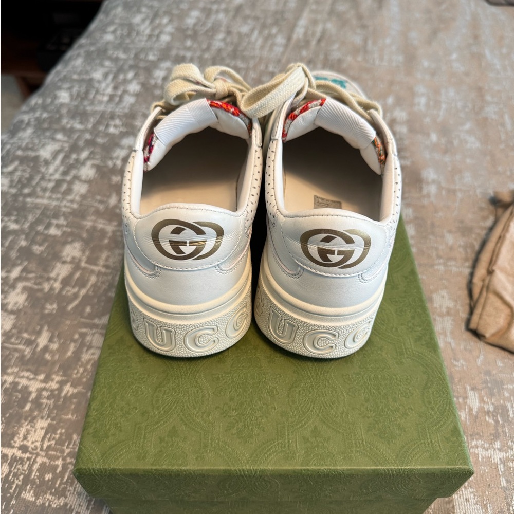 Gucci Women GG sneaker - Picture 5 of 8